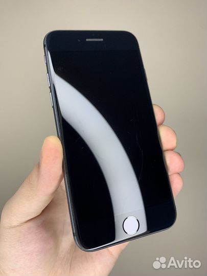 iPhone 8, 64 ГБ