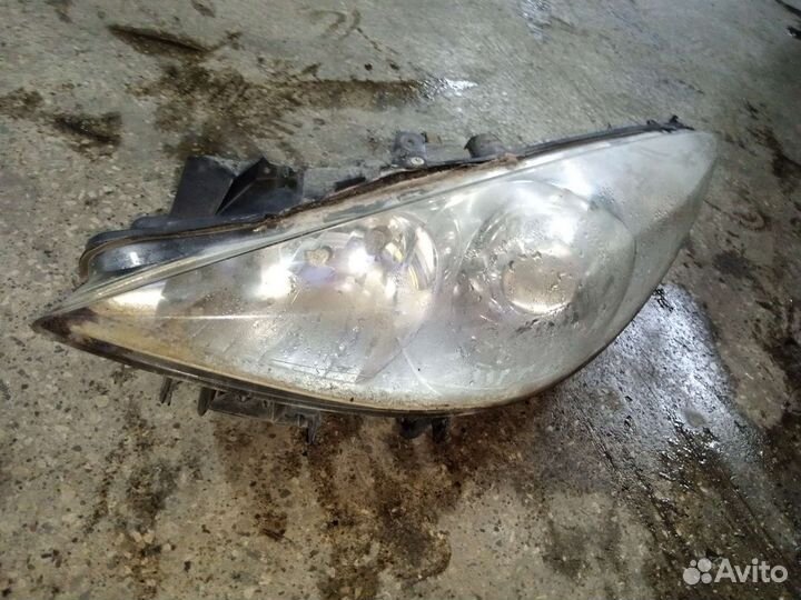 Продам фары peugeot 307