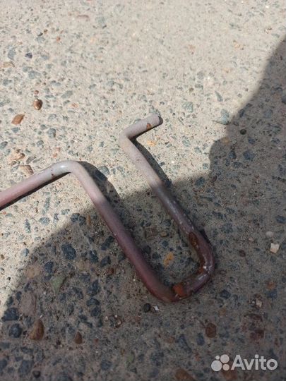 Торсион багажника Subaru Legacy B10 EJ22 2200CC