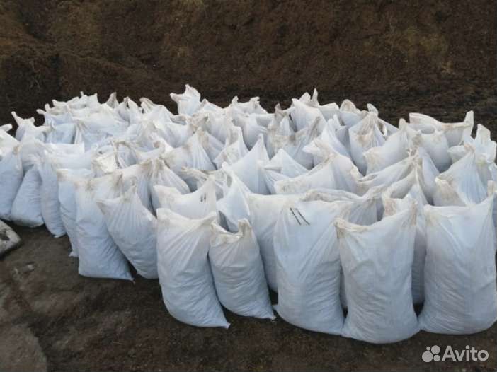 Перегной 30%, почва 40%, торф 30% - смесь в мешках