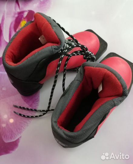 Ботинки лыжные, 32 размер