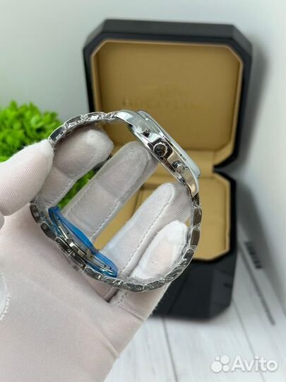 Мужские наручные часы с хронографом