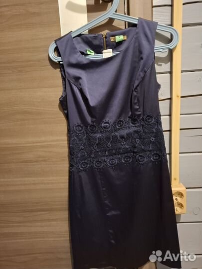 Платье женское 42 размер