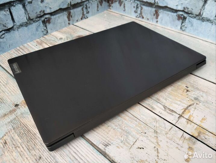 Ноутбук Lenovo S145 на Ryzen 3 на запчасти