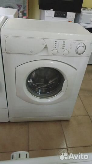 Стиральная машина Hotpoint Ariston avsl105