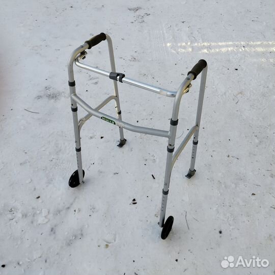 Ходунки для взрослых