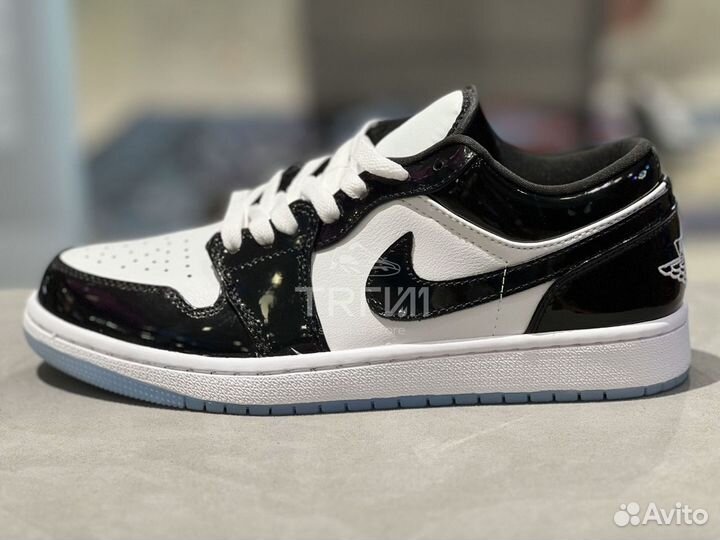 Кроссовки Nike Air Jordan 1 Low SE Concord