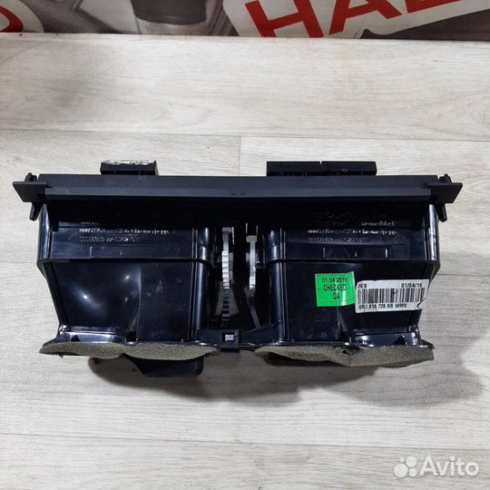 Дефлектор воздушный передний Volkswagen Polo седан