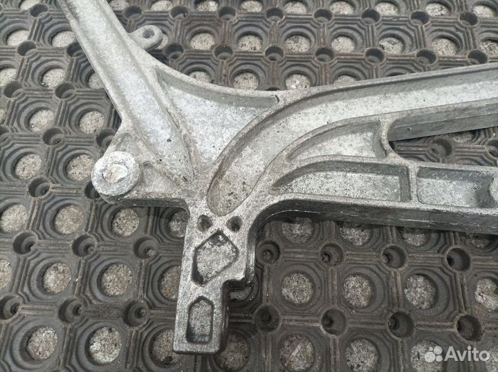 Кронштейн глушителя Renault T, Volvo FH, Volvo FM