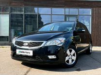 Kia Ceed 1.6 AT, 2011, 48 500 км, с пробегом, цена 1 030 000 руб.