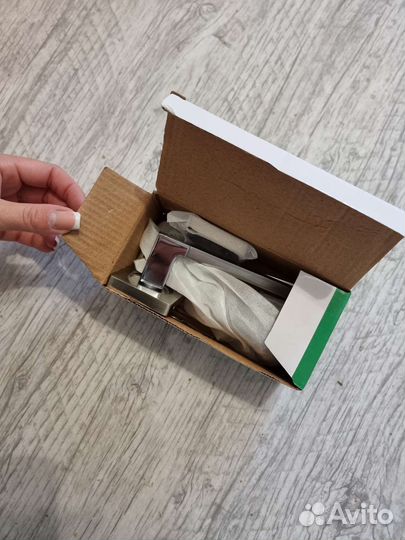 Ручка для межкомнатной двери,новая