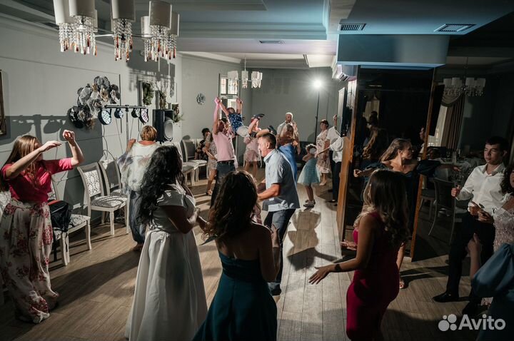 Ведущий и диджей на свадьбу и юбилей