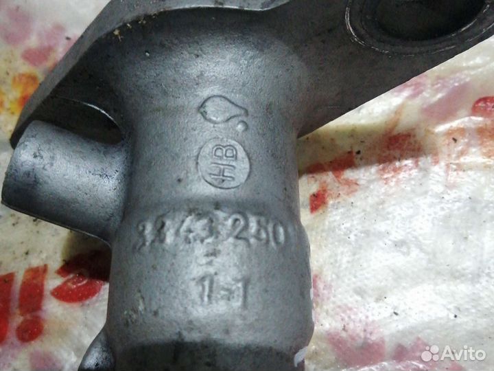 Главный тормозной цилиндр Chevrolet Cruze 1.6 AT