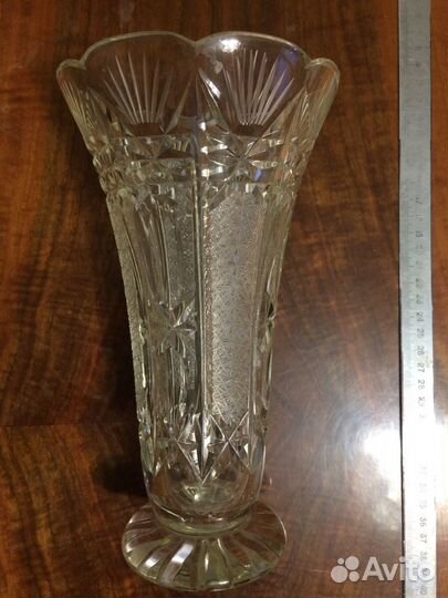 Вазы хрусталь, стекло, керамика