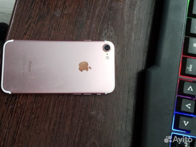 iPhone 7, 32 ГБ