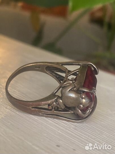 Перстень кольцо с рубином