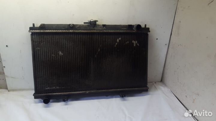 Радиатор системы охлаждения Nissan Primera