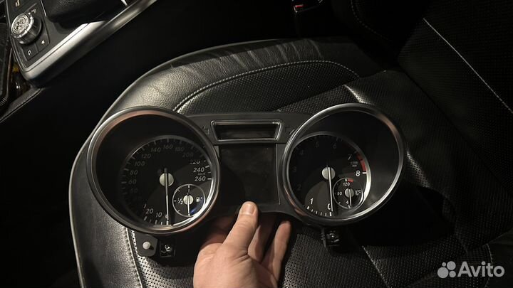 Панель,Щиток приборов на мерседес гл gl w166