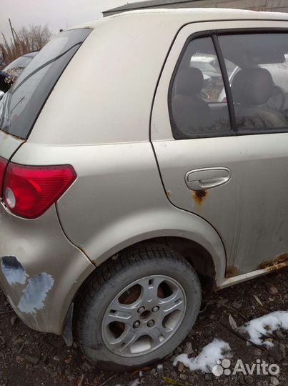 Заднее крыло faw vita