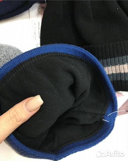 Шапка с помпоном