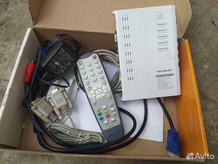 Спутниковый ресивер star track sr 55x 2я Aver medi