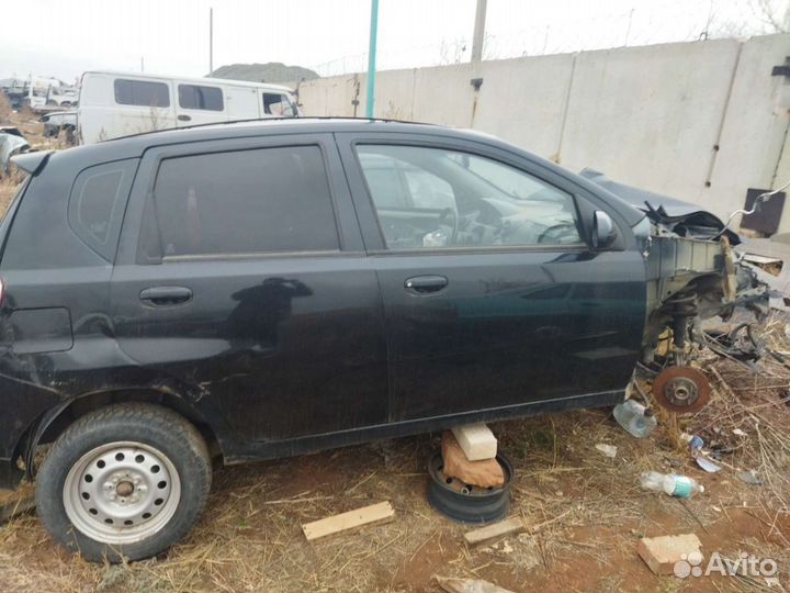 Шевроле Авео дверь хэтчбек