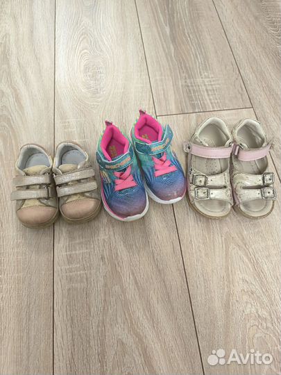 Обувь на девочку 19-22 размер