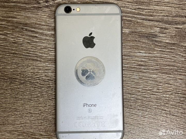 iPhone 6S, 64 ГБ