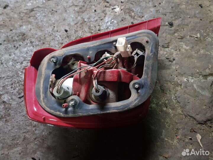 Фонарь задний правый оригинальный Lacetti седан