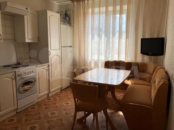 2-к. квартира, 66 м², 4/9 эт.