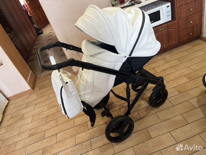 Коляска 2 в 1 adamex