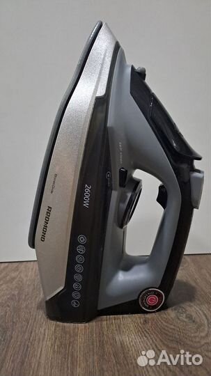 Беспроводной утюг Redmond