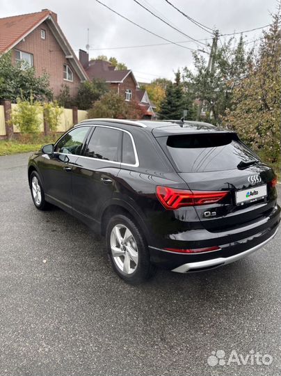 Audi Q3 2.0 AT, 2022, 9 800 км
