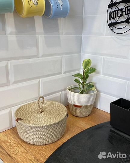 Корзина интерьерная