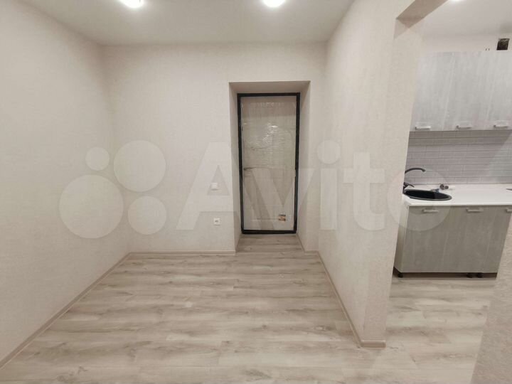 2-к. квартира, 50 м², 1/14 эт.