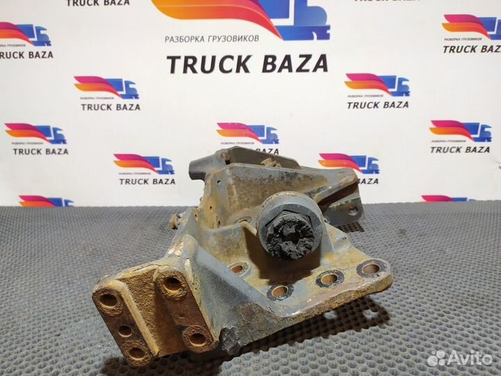 Кронштейн буксировочный правый Volvo FH, Volvo FM