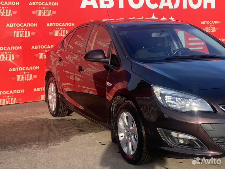 Opel Astra 1.6 МТ, 2014, 118 000 км