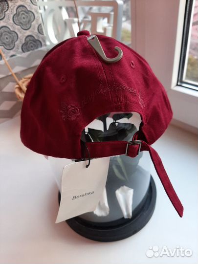 Новая кепка Bershka