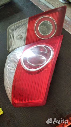 Задние фонари ;левые и правые на автомобиль Лифан