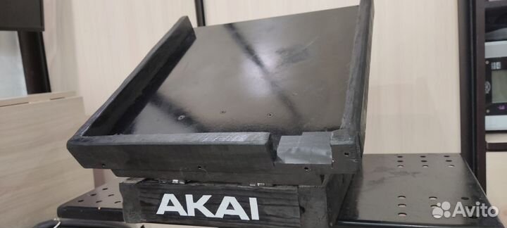 Akai Force супер подставка
