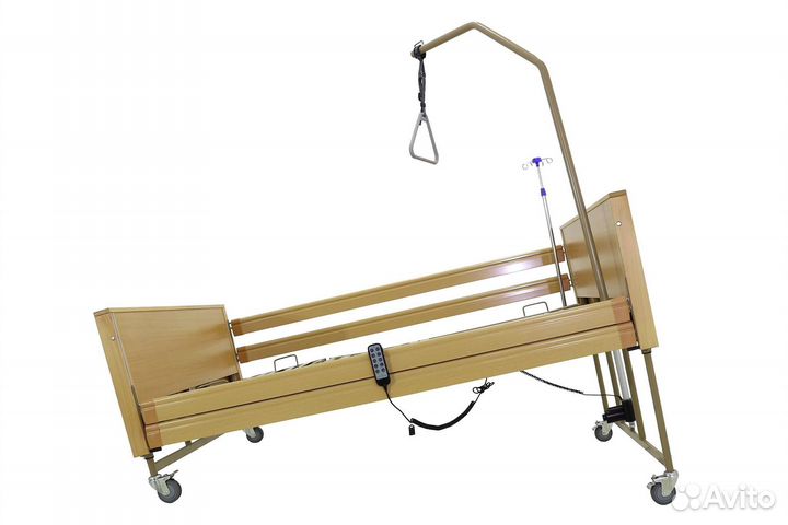 Медицинская кровать для инвалидов