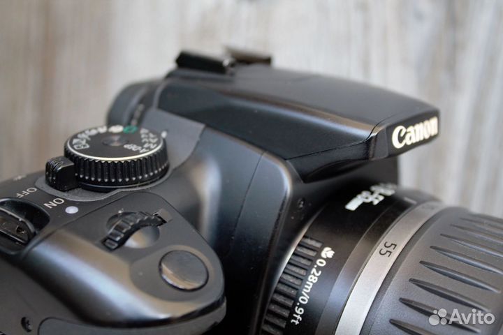 Зеркальный фотоаппарат Canon 400d состояние отл