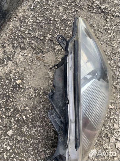 Фары Mitsubishi Lancer 9