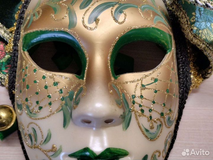 Венецианская маска