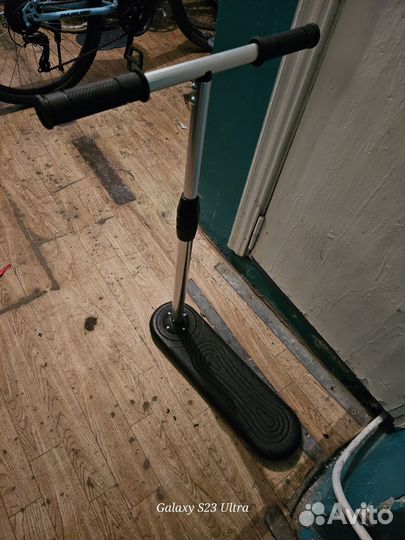 Батутный самокат