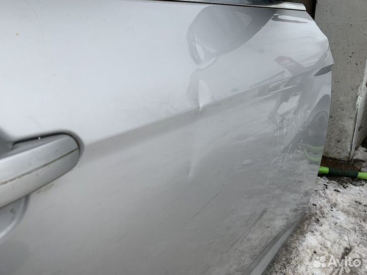 Ford Focus 3 - дверь передняя правая