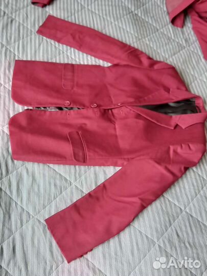 Пиджак школьный бордовый. Разные размеры