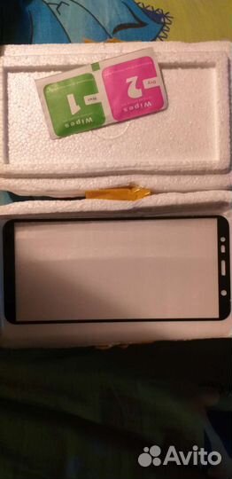 Защитное стекло Samsung A6+