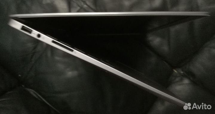 Ультрабук 4K 13'3 ZenBook UX330U i7-7500U 8/256Gb