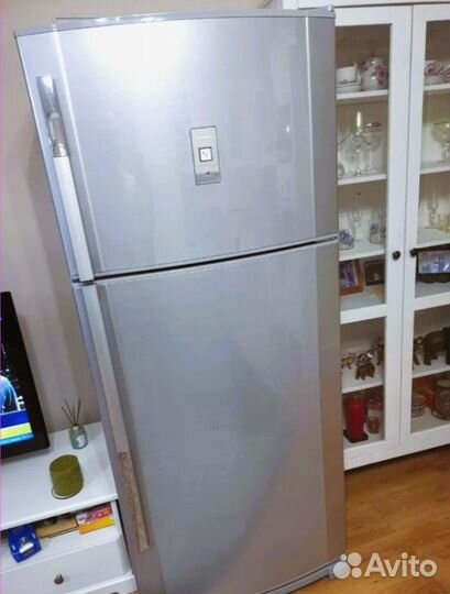 Холодильник Sharp SJ-k60mk2s